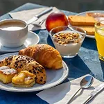 ホテル ティントレット 3*