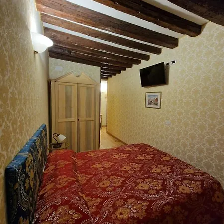 Tintoretto Hotel 3*