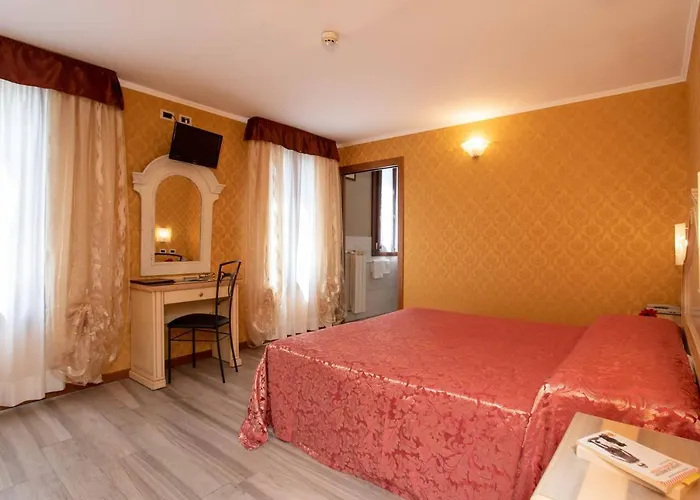 Otel Tintoretto Venedik